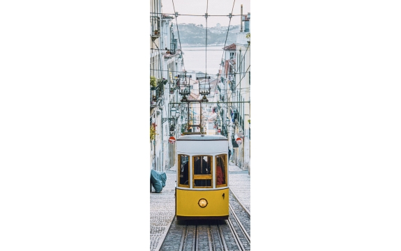 Фотообои FTV-04-00028 Желтый трамвай на улице Лиссабона
