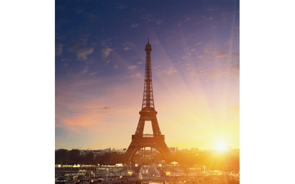 Фотообои FTK-02-00005 Эйфелева башня, Париж в закатных лучах солнца