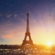 Фотообои FTK-02-00005 Эйфелева башня, Париж в закатных лучах солнца №1