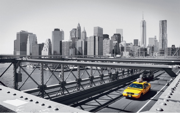 Фотообои FTXL-02-00002 Нью-Йорк, черно-белый город и желтое такси