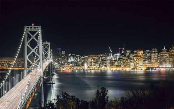 Фотообои FTXL-02-00025 Мост в ночном городе Сан-Франциско в свете огней