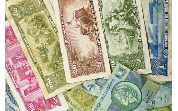 Фотообои FTL-18-00001 Старые бразильские деньги