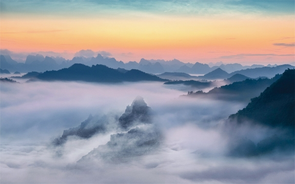 Фотообои FTXL-01-00126 Горы в тумане на закате